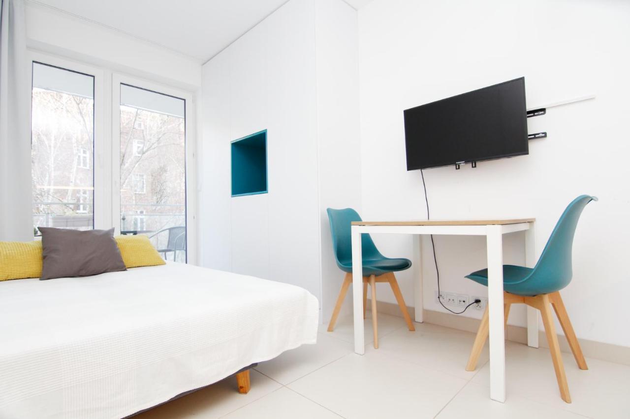 Blue River - Pulaskiego A - Private Apartment فروتسواف المظهر الخارجي الصورة